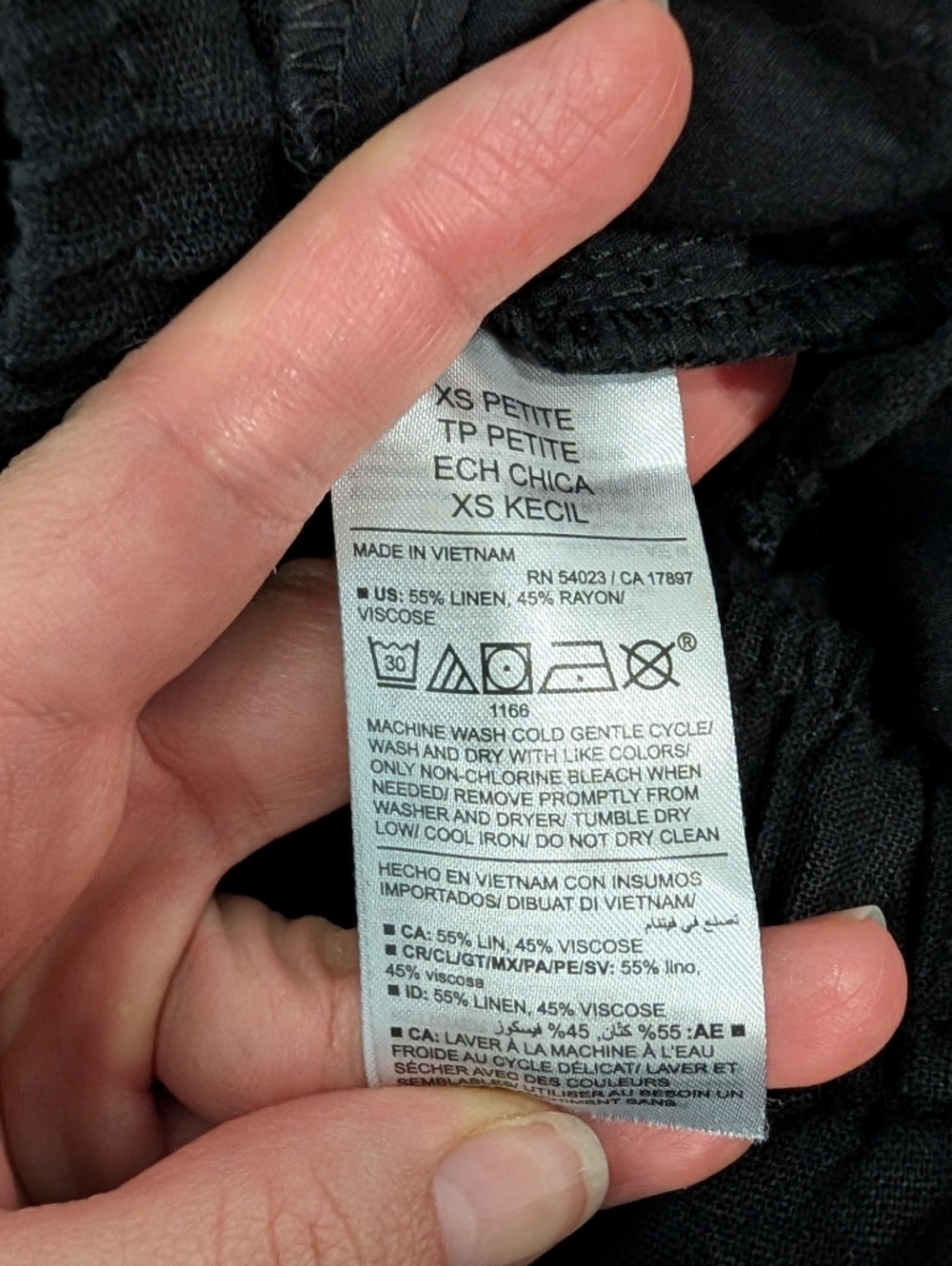Linen Cropped Pants - Picture 11 of 11